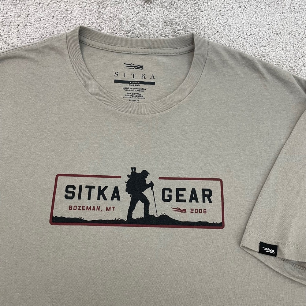 Sitka Mens XL Short Sleeve Graphic Tee Tan Hunting Montana Nature Camping Earthy